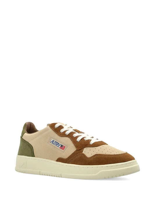 AUTRY SNEAKERS MEDALIST LOW TRICOLOR IN SUEDE CAPPER LAND