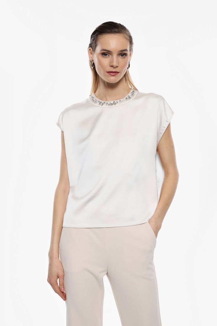 IMPERIAL Top girocollo satinato con perline