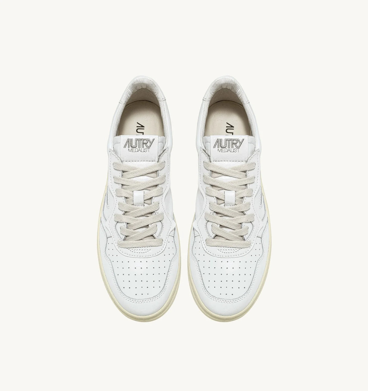 AUTRY SNEAKERS MEDALIST LOW IN PELLE BIANCA