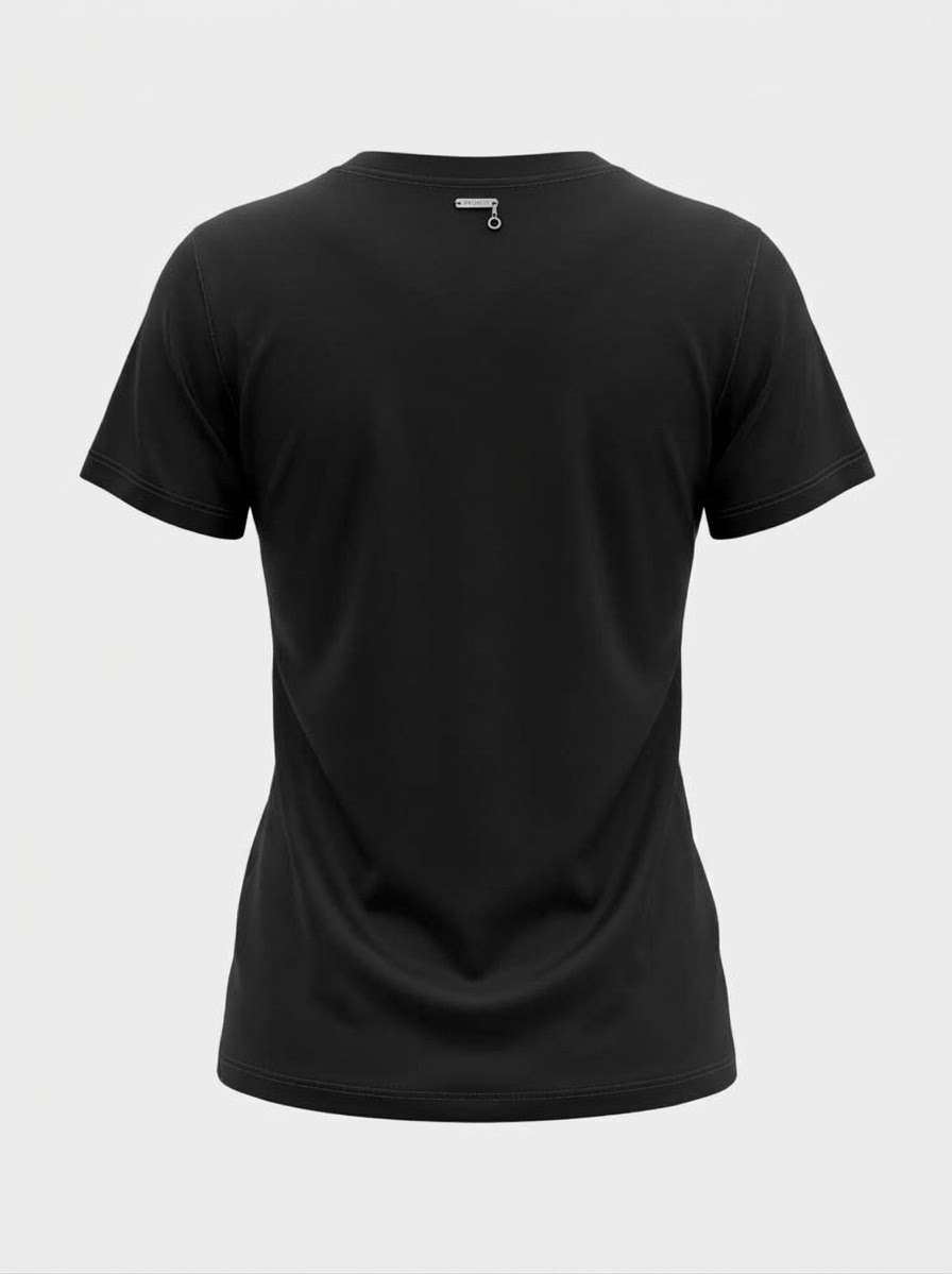 T-shirt girocollo in jersey con spilla decorativa