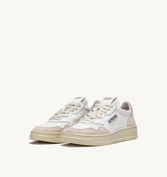 AUTRY SNEAKERS MEDALIST LOW IN PELLE BIANCA E POWDER E SUEDE BEIGE