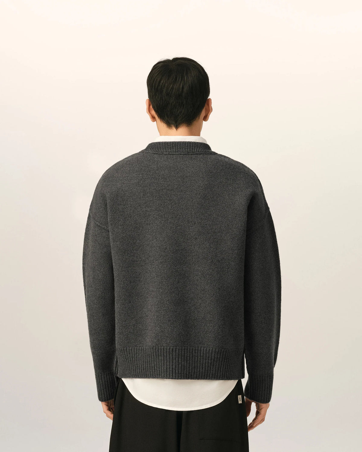 Maglione girocollo Ami de Cœur in lana grigia