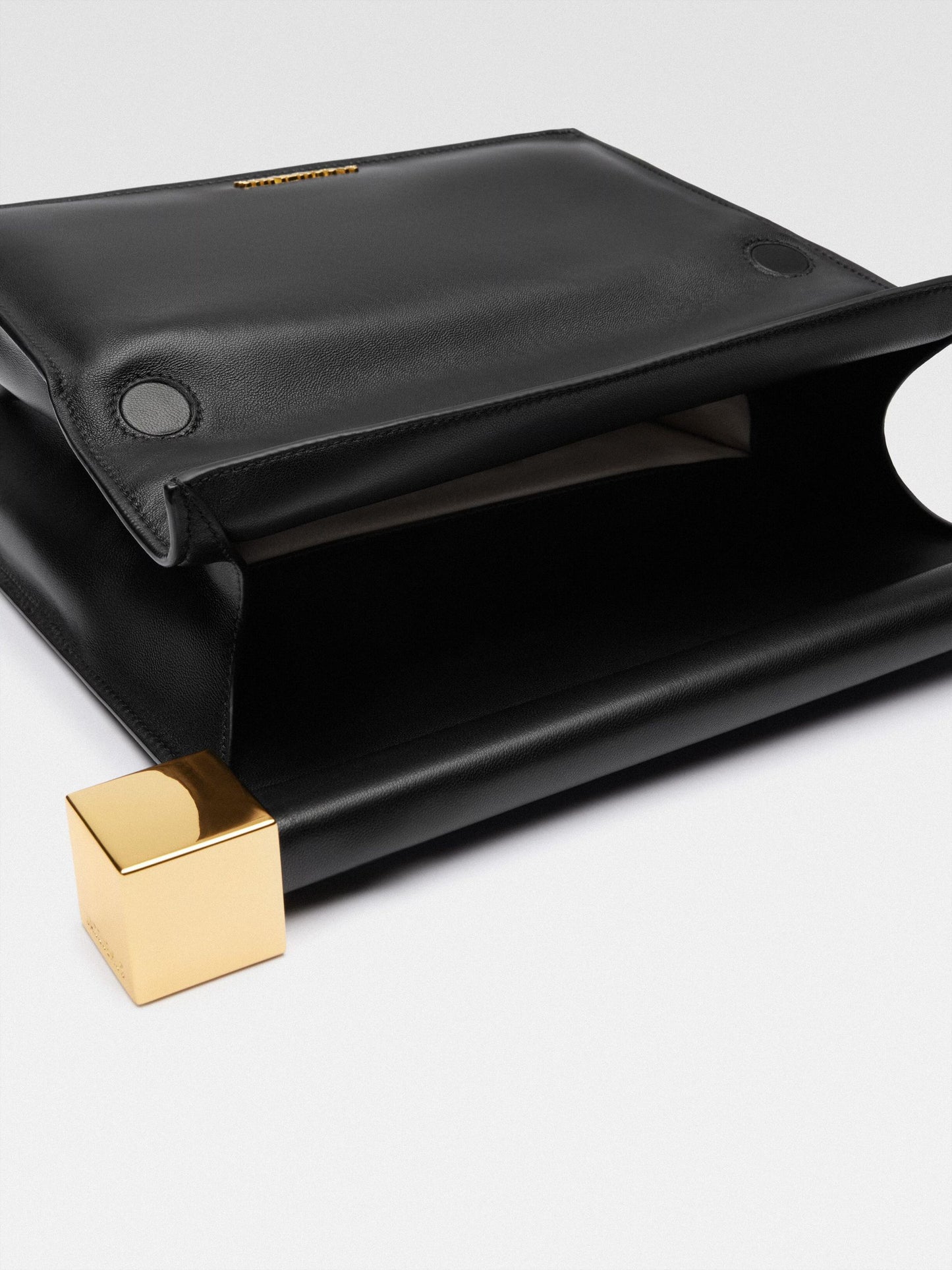 JACQUEMUS La pochette Rond Carré
