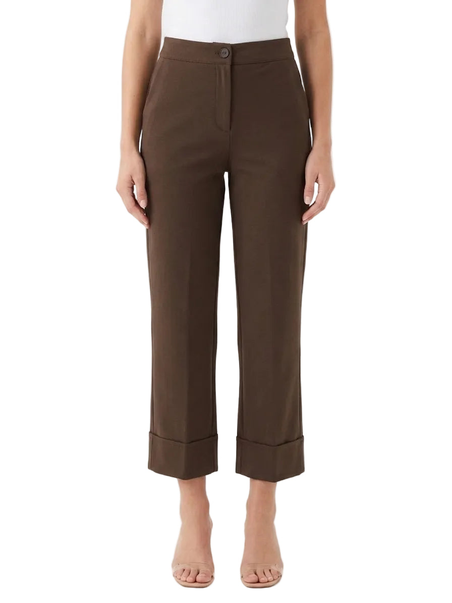Pantalone del brand EIKI con fondo ampio