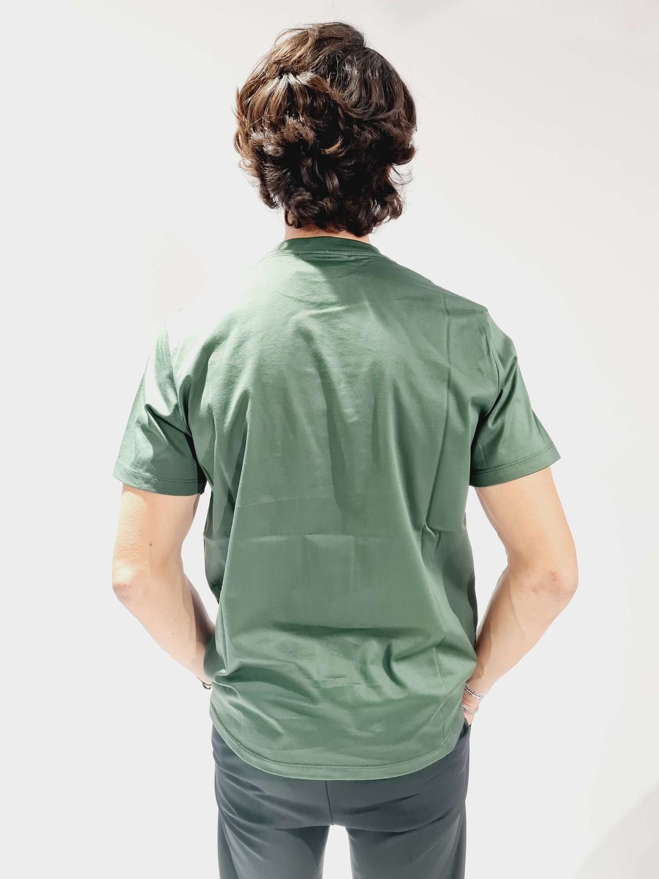 T-SHIRT YUU IN FILO DI SCOZIA