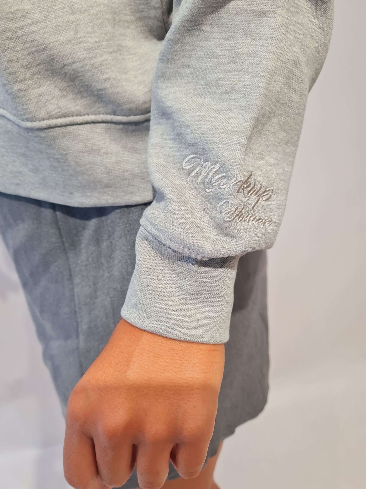 MARKUP FELPA CON COLLO IN POPELINE