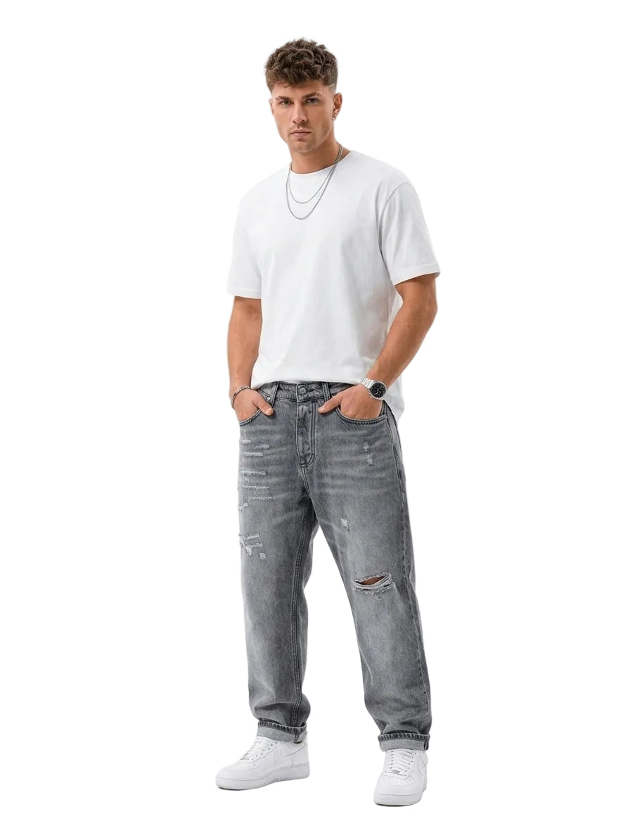 Jeans oversize del brand Innesco