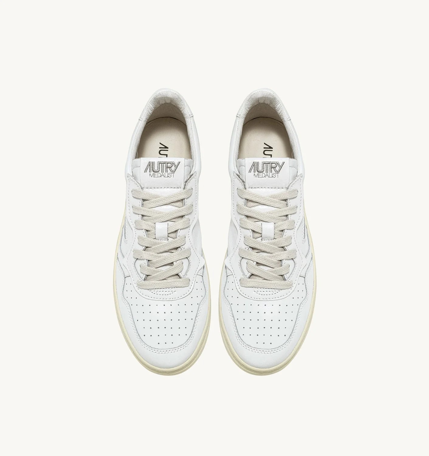 AUTRY SNEAKERS MEDALIST LOW IN PELLE BIANCA