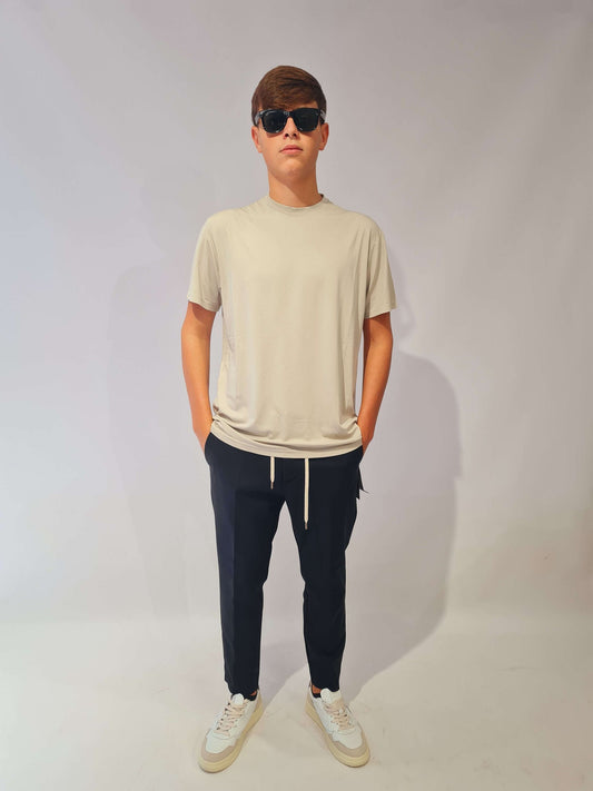 PANTALONE PRIME IN TESSUTO TECNICO CON MEZZO ELASTICO E LACCETTI