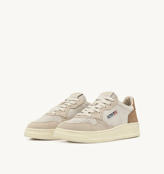 AUTRY SNEAKERS MEDALIST LOW TRICOLOR IN SUEDE COLORE SAND E CIGAR