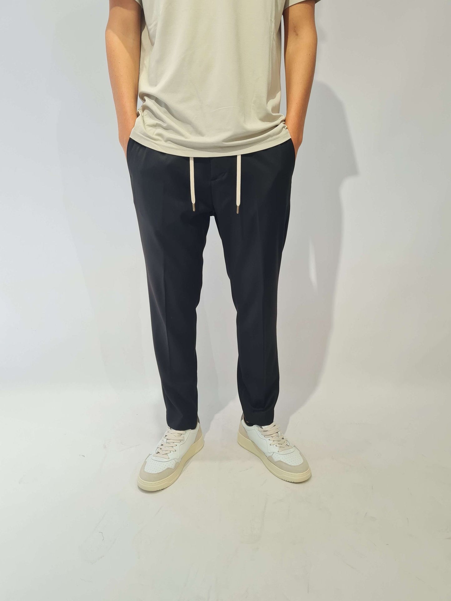 PANTALONE PRIME POLY CON MEZZO ELASTICO E LACCETTI
