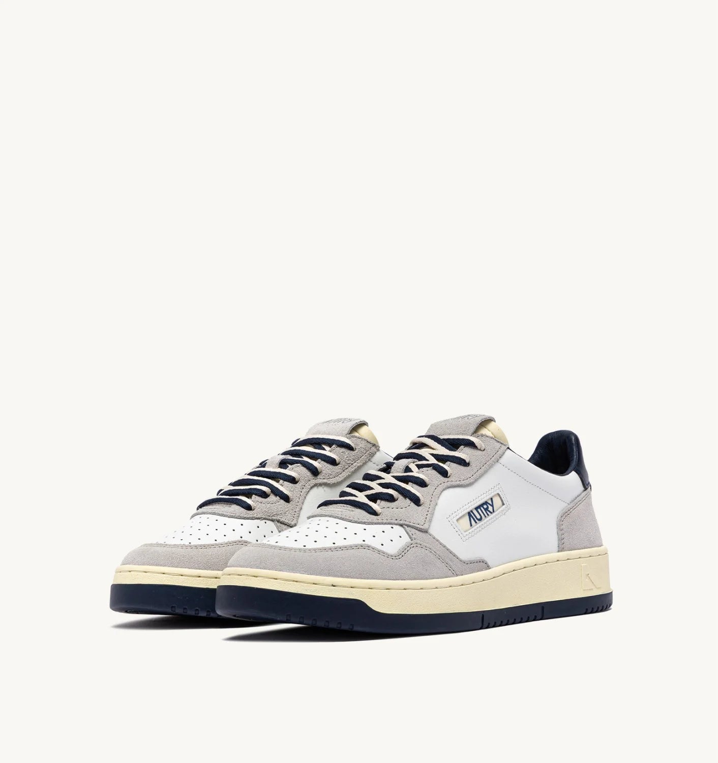 AUTRY SNEAKERS MEDALIST LOW IN SUEDE E PELLE VAPOR E SPACE