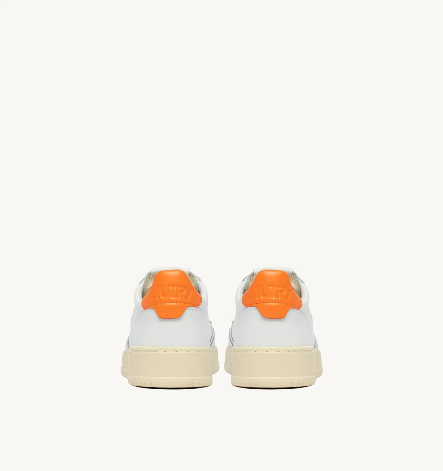 AUTRY SNEAKERS MEDALIST LOW IN PELLE BIANCA E PARSIMMON ORANGE