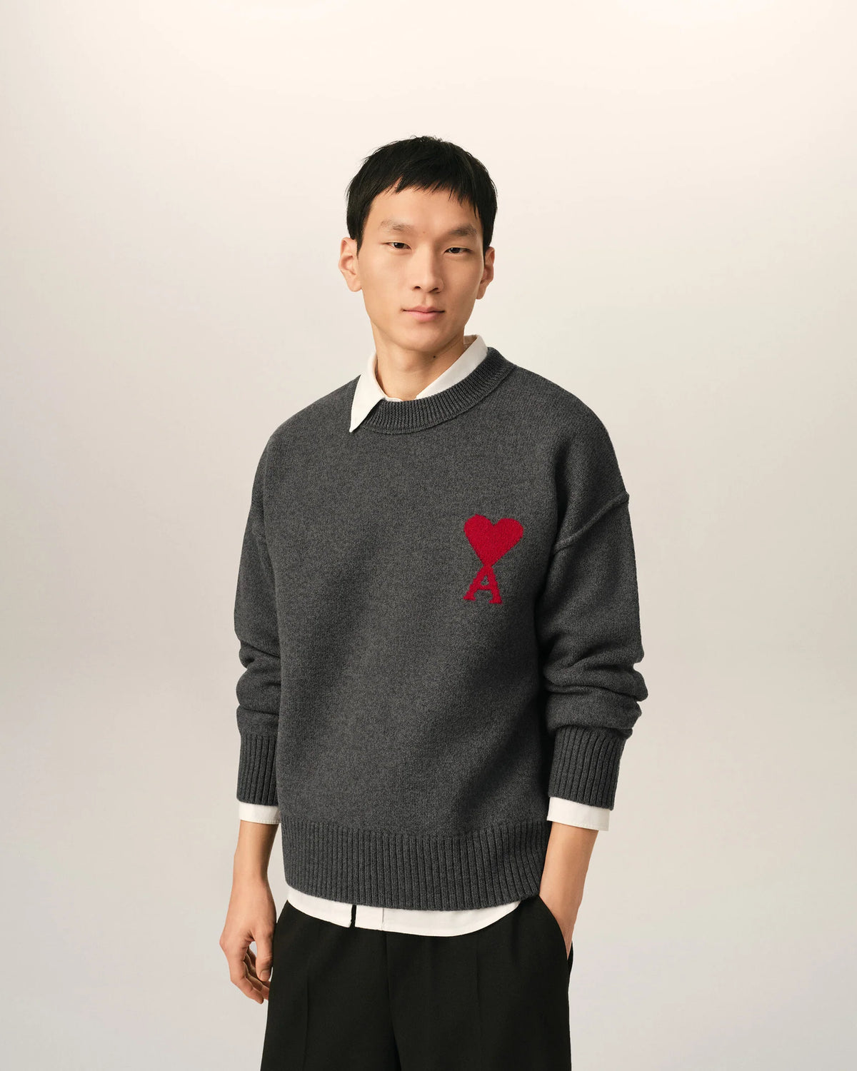 Maglione girocollo Ami de Cœur in lana grigia