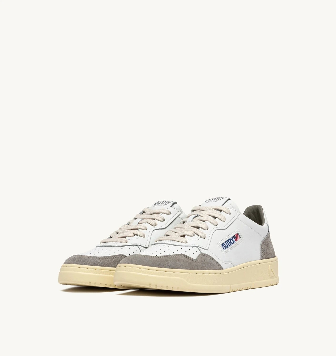 AUTRY SNEAKERS MEDALIST LOW IN PELLE BIANCA E SUEDE VAPOR