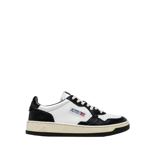 AUTRY SNEAKERS MEDALIST LOW BICOLOR IN PELLE BIANCA E NERA
