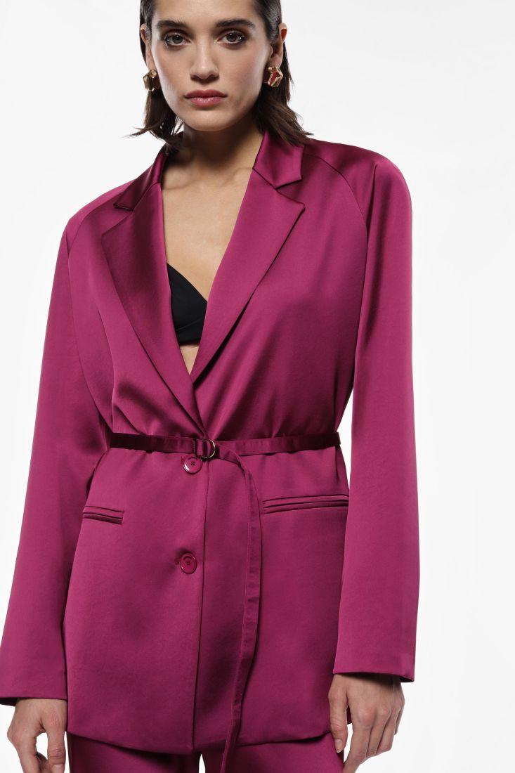 Blazer fluido con cintura sottile