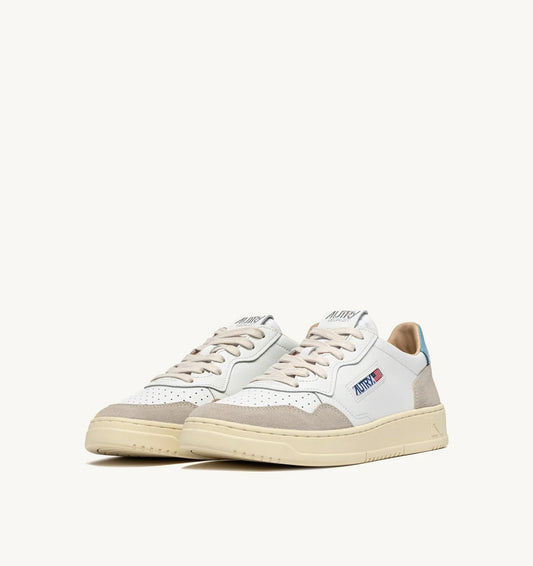 AUTRY SNEAKERS MEDALIST LOW IN SUEDE E PELLE BIANCA E FORGET ME NOT