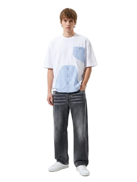 T-shirt oversize del brand White Over