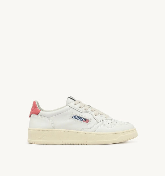 AUTRY SNEAKERS SNEAKERS MEDALIST LOW IN PELLE