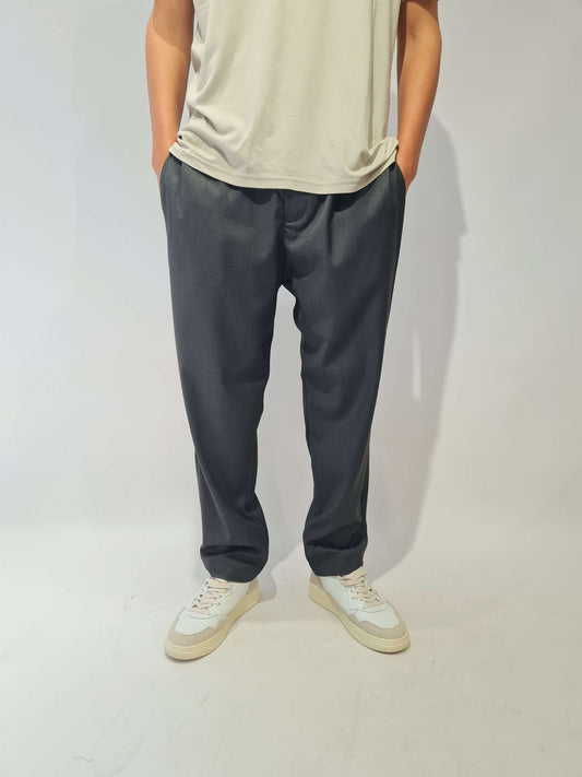 PANTALONE CON ELASTICO VESTIBILITA LARGA