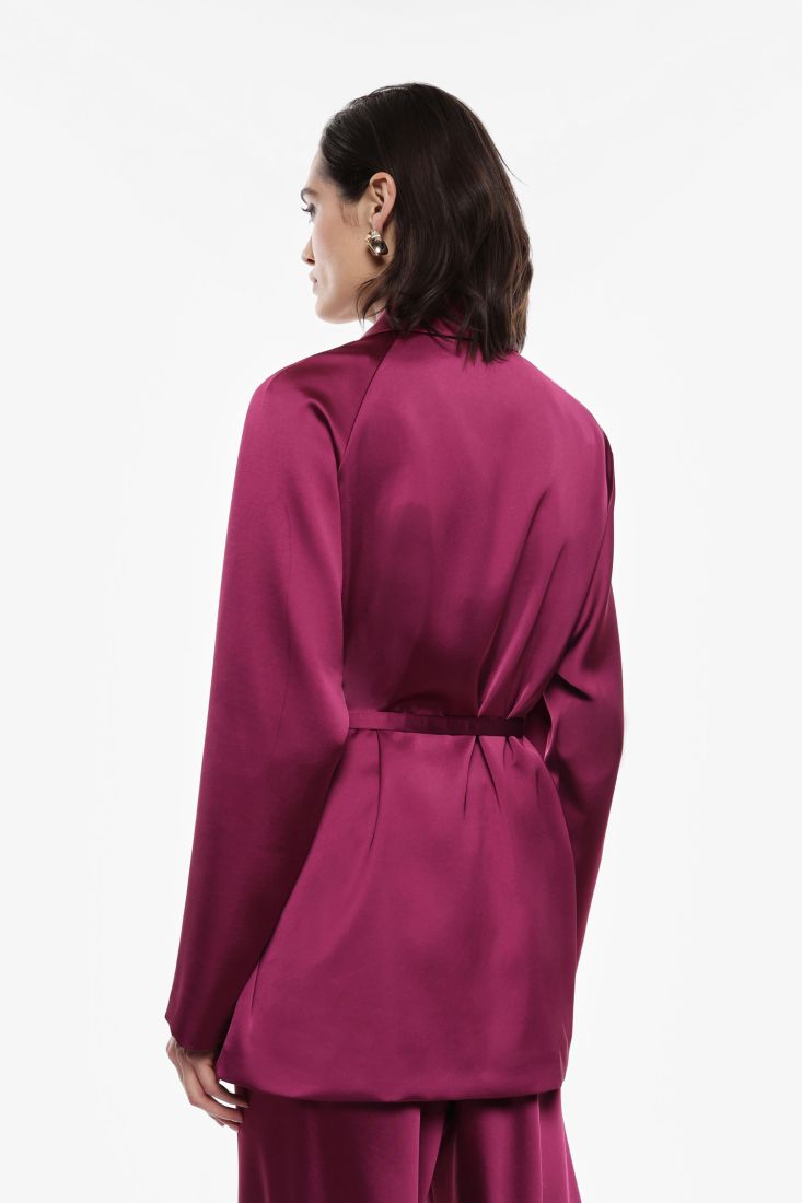 Blazer fluido con cintura sottile